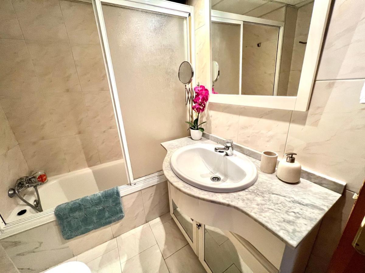 Apartamento San Basilio Apartment Cordoba Luaran gambar